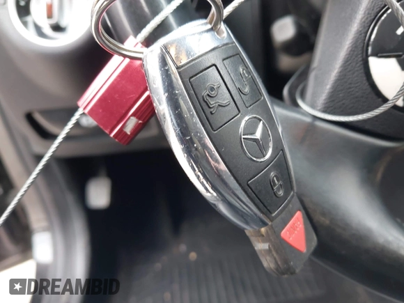 2011 Mercedes-Benz E 350 Luxury with VIN WDDHF2EB0BA323717, listed as a IAAI auction lot 41956889 with 128,957 mi miles and . Bid and sale history available at DreamBid. Image 11.