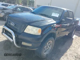 2004 Ford F-150 XLT with VIN 1FTPW14574KC03115, listed as a IAAI auction lot 41707720 with 271,161 mi miles. Bid and sale history available at carsss.com. Image 2.