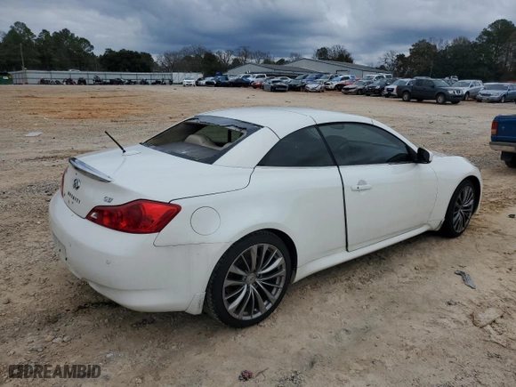 2013 Infiniti G37 Convertible with VIN JN1CV6FE5DM770880, listed as a Copart auction lot 43621515 with 101,628 mi miles and Salvage Title. Bid and sale history available at carsss.com. Image 3.