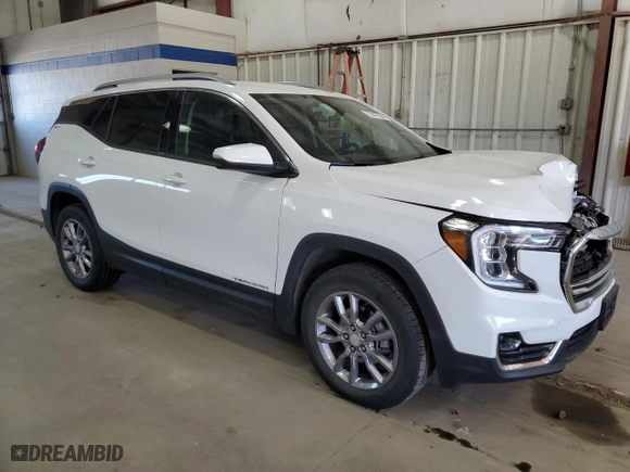 2024 GMC Terrain SLT with VIN 3GKALVEG4RL325205, listed as a Copart auction lot 48759615 with 17,168 mi miles and Clean Title. Bid and sale history available at carsss.com. Image 4.