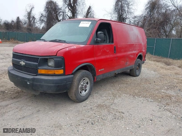 2003 Chevrolet Express Cargo Van with VIN 1GCHG35U631188095, listed as a IAAI auction lot 41622692 with 176,000 mi miles. Bid and sale history available at carsss.com. Image 2.