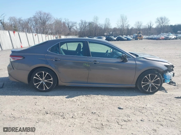 2018 Toyota Camry LE with VIN 4T1B11HK6JU012211, listed as a IAAI auction lot 41793663 with 79,695 mi miles. Bid and sale history available at carsss.com. Image 13.