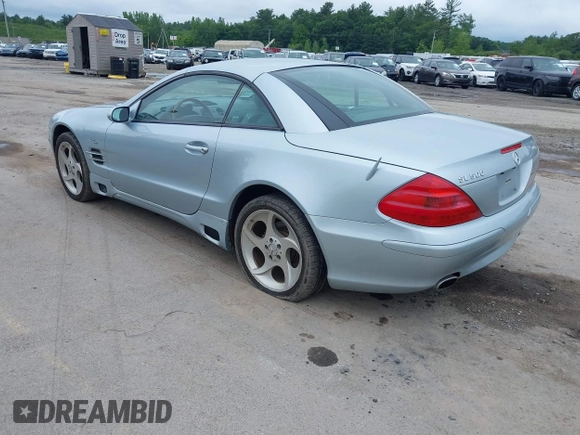 2004 Mercedes-Benz SL 500 with VIN WDBSK75F54F067493, listed as a IAAI auction lot 42548735 with 1,522 mi miles and . Bid and sale history available at DreamBid. Image 3.