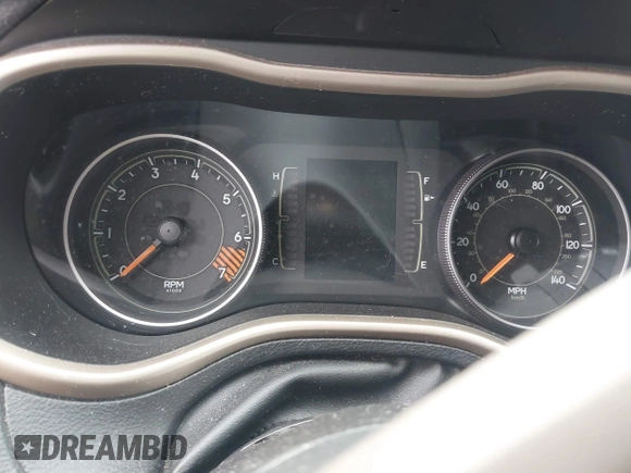 2015 Jeep Cherokee Sport with VIN 1C4PJMAB5FW681863, listed as a IAAI auction lot 41354945 with 1 mi miles. Bid and sale history available at carsss.com. Image 7.
