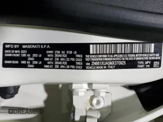 2021 Maserati Levante z VIN ZN661XUA5MX370925, wystawiony jako Copart lot #43057965 z przebiegiem 29 467 mil mil oraz Szkoda całkowita • Salvage title. Historia ofert i sprzedaży dostępna na DreamBid. Obrazek 13.