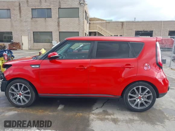 2018 Kia Soul ! with VIN KNDJX3AA8J7537510, listed as a IAAI auction lot 41773156 with 144,882 mi miles. Bid and sale history available at carsss.com. Image 15.