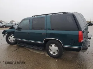 1999 GMC Yukon with VIN 1GKEK13R8XJ798496, listed as a Copart auction lot 81506634 with 117,726 mi miles and Salvage Title. Bid and sale history available at carsss.com. Image 2.