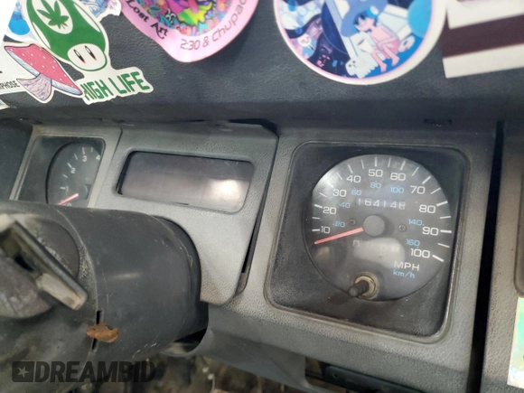 1994 Jeep Wrangler S with VIN 1J4FY19P0RP413690, listed as a Copart auction lot 85532464 with 164,148 mi miles and Salvage Title. Bid and sale history available at carsss.com. Image 9.