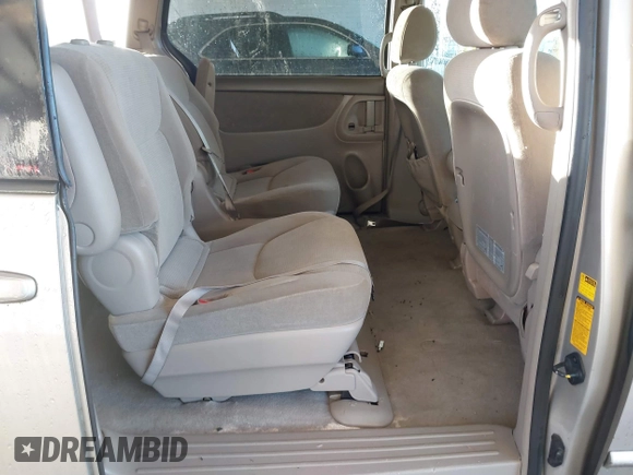 2004 Toyota Sienna CE with VIN 5TDZA23C44S097728, listed as a IAAI auction lot 41165780 with 130,553 mi miles. Bid and sale history available at carsss.com. Image 8.