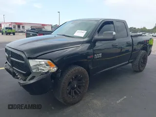 2016 Ram 1500 Tradesman z VIN 1C6RR7FM1GS268609, wystawiony jako IAAI lot #42472382 z przebiegiem 217 548 mil mil oraz . Historia ofert i sprzedaży dostępna na DreamBid. Obrazek 2.