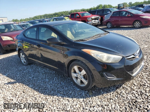 2013 Hyundai Elantra GLS z VIN 5NPDH4AE4DH282485, wystawiony jako Copart lot #58826295 z przebiegiem 201 947 mil mil oraz Czysty tytuł • Clean title. Historia ofert i sprzedaży dostępna na DreamBid. Obrazek 4.