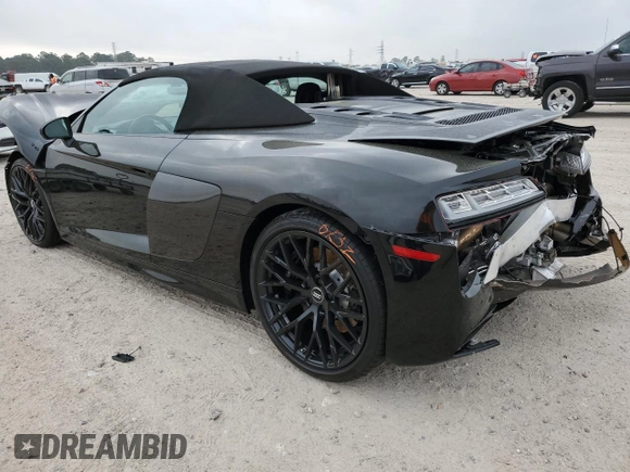 2018 Audi R8 z VIN WUAVACFX8J7900987, wystawiony jako Copart lot #45409684 z przebiegiem 6572 mil mil oraz . Historia ofert i sprzedaży dostępna na DreamBid. Obrazek 2.