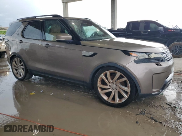 2017 Land Rover Discovery HSE Luxury with VIN SALRHBBV7HA032639, listed as a Copart auction lot 56490415 with 89,257 mi miles and Clean Title. Bid and sale history available at DreamBid. Image 4.