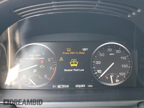 2011 Land Rover Range Rover SC Autobiography with VIN SALMP1E47BA342663, listed as a Copart auction lot 43951195 with 205,393 mi miles and Salvage title. Bid and sale history available at DreamBid. Image 9.