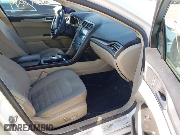 2019 Ford Fusion SE with VIN 3FA6P0HD6KR265995, listed as a IAAI auction lot 42097079 with 112,713 mi miles. Bid and sale history available at carsss.com. Image 5.