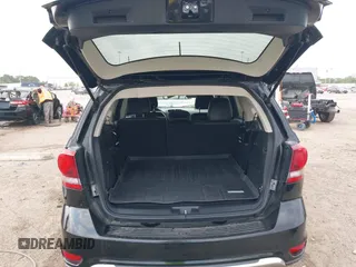 2019 Dodge Journey Crossroad with VIN 3C4PDCGG9KT717655, listed as a IAAI auction lot 41939719 with 114,554 mi miles and . Bid and sale history available at DreamBid. Image 18.