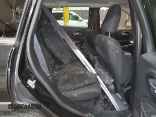 2017 Jeep Cherokee Latitude с VIN 1C4PJMCB8HW538079, выставлен на аукционе Copart как лот 52744675 с пробегом 143 844 миль миль и Списание • Salvage title. История ставок и продаж доступна на DreamBid. Изображение 10.