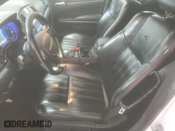 2019 Chrysler 300 with VIN 2C3CCABG7KH697691, listed as a Copart auction lot 50608055 with 141,601 mi miles and Salvage Title. Bid and sale history available at carsss.com. Image 7.
