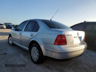 1999 Volkswagen Jetta GLS with VIN 3VWSA29M0XM044902, listed as a Copart auction lot 74619954 with 273,284 mi miles and Salvage title. Bid and sale history available at DreamBid. Image 2.