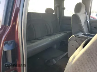 2000 GMC New Sierra 1500 SLE with VIN 1GTEK19V9YE210745, listed as a Copart auction lot 82035454 with 250,248 mi miles and Salvage Title. Bid and sale history available at carsss.com. Image 10.