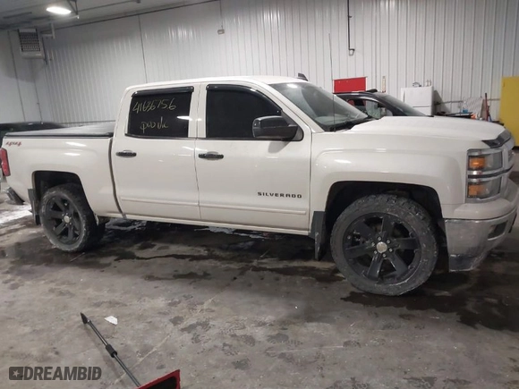 2015 Chevrolet Silverado 1500 LT with VIN 3GCUKREC0FG222836, listed as a IAAI auction lot 41636756 with NaN miles. Bid and sale history available at carsss.com. Image 13.