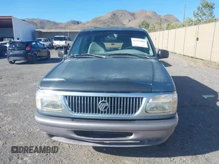 1997 Mercury Mountaineer z VIN 4M2DU55P2VUJ38223, wystawiony jako IAAI lot #42193880 z przebiegiem 220 694 mil mil oraz . Historia ofert i sprzedaży dostępna na DreamBid. Obrazek 6.