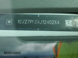 2018 GMC Savana z VIN 1GJZ7PFG4J1240284, wystawiony jako Copart lot #55495065 z przebiegiem 96 769 mil mil oraz Szkody całkowita. Historia ofert i sprzedaży dostępna na DreamBid. Obrazek 13.