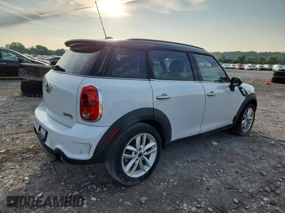 2012 MINI Countryman S z VIN WMWZC3C52CWL81324, wystawiony jako Copart lot #62769105 z przebiegiem 156 902 mil mil oraz Czysty tytuł • Clean title. Historia ofert i sprzedaży dostępna na DreamBid. Obrazek 3.