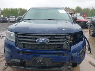 2017 Ford Police Interceptor Utility с VIN 1FM5K8ATOHGD67308, выставлен на аукционе IAAI как лот 42223876 с пробегом 131 878 миль миль и . История ставок и продаж доступна на DreamBid. Изображение 13.