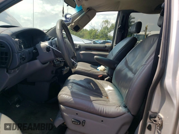 2000 Chrysler Town & Country LXi with VIN 1C4GP54L2YB534385, listed as a Copart auction lot 69637894 with 166,632 mi miles and Salvage Title. Bid and sale history available at carsss.com. Image 7.