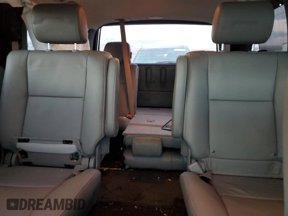 2019 Toyota Sequoia Limited with VIN 5TDJY5G17KS172230, listed as a Copart auction lot 84038674 with 39,992 mi miles and Salvage Title. Bid and sale history available at carsss.com. Image 10.