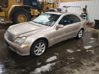2005 Mercedes-Benz C 240 with VIN WDBRF81J95F673190, listed as a Copart auction lot 42858495 with Not Provided miles and Clean Title. Bid and sale history available at DreamBid. Image 1.