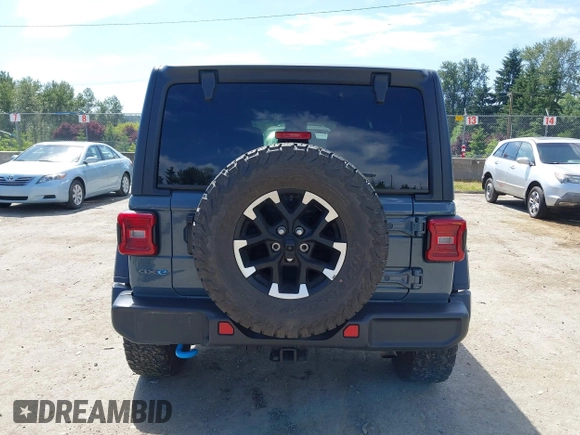 2024 Jeep Wrangler Rubicon X z VIN 1C4RJXR6XRW240316, wystawiony jako IAAI lot #42477607 z przebiegiem 41 375 mil mil oraz . Historia ofert i sprzedaży dostępna na DreamBid. Obrazek 16.
