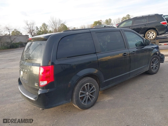 2018 Dodge Grand Caravan GT with VIN 2C4RDGEG3JR345119, listed as a IAAI auction lot 40976021 with 164,923 mi miles. Bid and sale history available at carsss.com. Image 4.