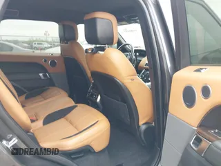 2018 Land Rover Range Rover Sport z VIN SALWR2RE3JA182033, wystawiony jako IAAI lot #41888457 z przebiegiem 103 941 mil mil oraz . Historia ofert i sprzedaży dostępna na DreamBid. Obrazek 8.