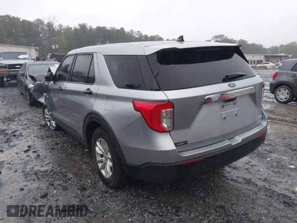 2021 Ford Explorer with VIN 1FMSK8BB3MGC33945, listed as a IAAI auction lot 40439523 with 24,922 mi miles. Bid and sale history available at carsss.com. Image 3.