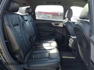 2019 Audi Q7 Premium Plus z VIN WA1LHAF76KD025846, wystawiony jako IAAI lot #41441861 z przebiegiem 79 937 mil mil oraz . Historia ofert i sprzedaży dostępna na DreamBid. Obrazek 8.