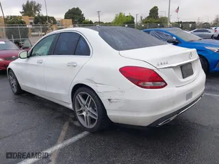 2015 Mercedes-Benz C-Class C 300 with VIN 55SWF4JB2FU055641, listed as a IAAI auction lot 41756262 with 86,670 mi miles. Bid and sale history available at carsss.com. Image 3.