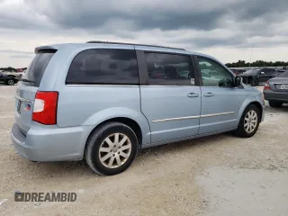 2013 Chrysler Town & Country Touring with VIN 2C4RC1BG7DR539032, listed as a Copart auction lot 71393964 with 115,365 mi miles and Salvage Title. Bid and sale history available at DreamBid. Image 3.