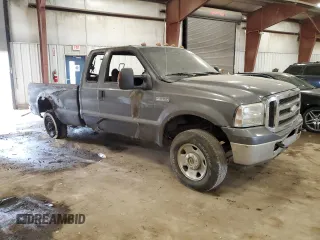 2005 Ford F-250 XL with VIN 1FTSX21525EC65362, listed as a Copart auction lot 53710725 with Not provided miles and Clean title. Bid and sale history available at DreamBid. Image 4.