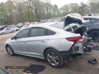 2018 Hyundai Sonata SEL with VIN 5NPE34AFXJH724211, listed as a IAAI auction lot 41962402 with 147,077 mi miles and . Bid and sale history available at carsss.com. Image 14.