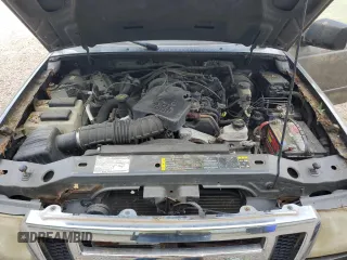 2006 Ford Ranger XLT z VIN 1FTZR45E06PA41561, wystawiony jako Copart lot #58364735 z przebiegiem 203 488 mil mil oraz Czysty tytuł • Clean title. Historia ofert i sprzedaży dostępna na DreamBid. Obrazek 11.