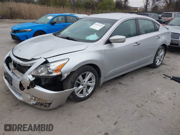2015 Nissan Altima 2.5 S with VIN 1N4AL3AP6FC598178, listed as a IAAI auction lot 42012345 with 130,810 mi miles. Bid and sale history available at carsss.com. Image 18.
