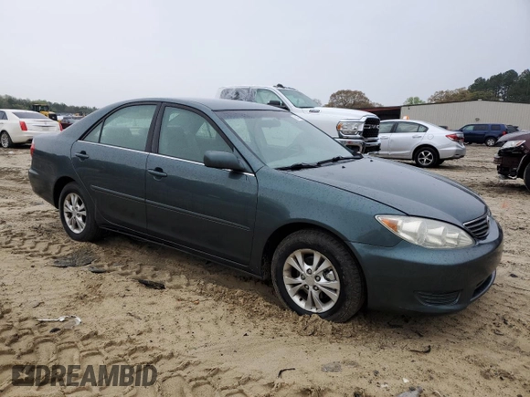 2006 Toyota Camry LE z VIN 4T1BF30K66U111210, wystawiony jako Copart lot #53107095 z przebiegiem 214 638 mil mil oraz Szkoda całkowita • Salvage title. Historia ofert i sprzedaży dostępna na DreamBid. Obrazek 4.