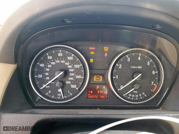 2014 BMW X1 sDrive28i with VIN WBAVM1C53EVW52268, listed as a Copart auction lot 51279755 with 193,173 mi miles and Salvage Title. Bid and sale history available at carsss.com. Image 9.