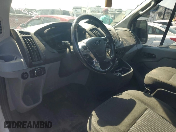 2017 Ford Transit Passenger XL z VIN 1FBAX2CG2HKB34677, wystawiony jako IAAI lot #42376375 z przebiegiem 175 413 mil mil oraz . Historia ofert i sprzedaży dostępna na DreamBid. Obrazek 2.