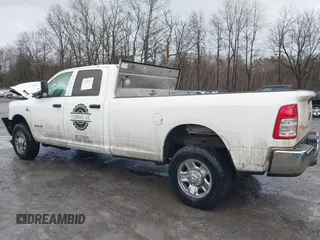 2022 Ram 2500 Tradesman with VIN 3C6UR5HL5NG377811, listed as a IAAI auction lot 41198331 with 104,892 mi miles. Bid and sale history available at carsss.com. Image 14.