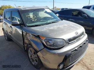 2016 Kia Soul + with VIN KNDJP3A53G7372638, listed as a IAAI auction lot 41862528 with NaN miles. Bid and sale history available at carsss.com. Image 1.