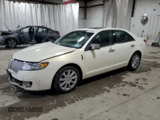 2012 Lincoln MKZ z VIN 3LNHL2JC2CR823916, wystawiony jako Copart lot #84248824 z przebiegiem 115 049 mil mil oraz Szkoda całkowita • Salvage title. Historia ofert i sprzedaży dostępna na DreamBid. Obrazek 1.