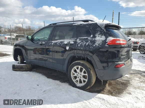 2017 Jeep Cherokee Altitude z VIN 1C4PJMAS8HW571215, wystawiony jako Copart lot #88925505 z przebiegiem 140 902 mil mil oraz Szkoda całkowita • Salvage title. Historia ofert i sprzedaży dostępna na DreamBid. Obrazek 2.